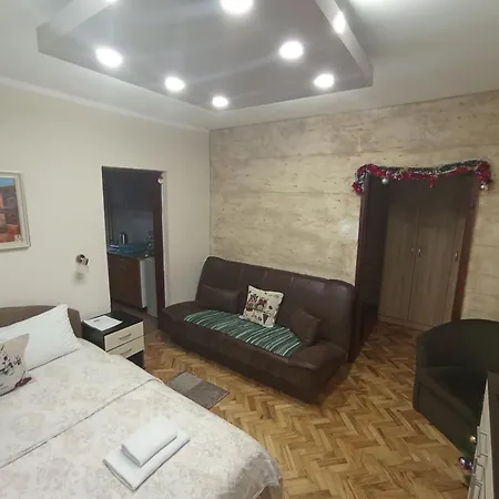 & -mdl Lazic Appartamento *